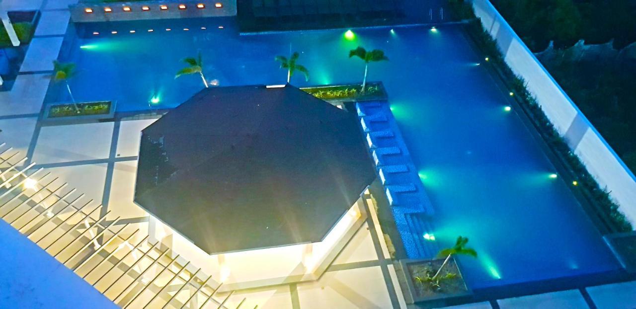 Mactan Newtown - New Modern Condo With Ocean View Lapu-Lapu City Exterior photo
